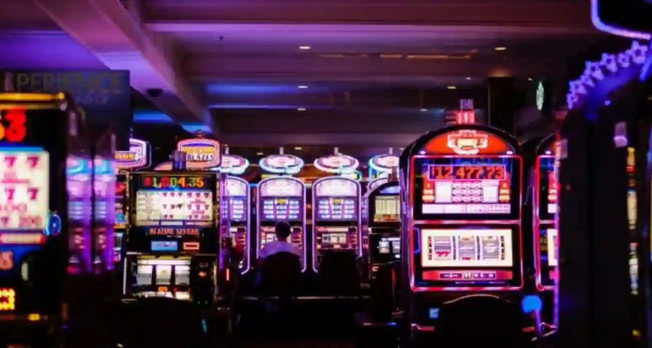 Beating Slot Machines: Though It Requires Knowledge, It Is Possible to Outwit Slot Machines